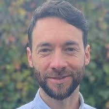 Angus Harrison's Instagram, Twitter & Facebook