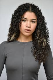 Amelia Pike's Instagram, Twitter & Facebook