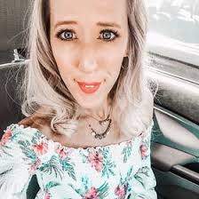 Julia Davison (lilfayeclothing)