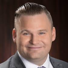 Brandon Roos's Instagram, Twitter & Facebook