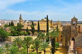 A great cultural reference point in europe, this ancient city has been declared a world heritage site and contains a mixture of the diverse cultures that have settled it throughout history. Alcazar Cordoba Andalusien Tour Com