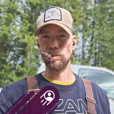 Buoy Y43 is the subject of many questions from tourists and a decent number  of my photos. It bobs a few hundred meters off Amphitrite Point helping  guide boaters safely into the