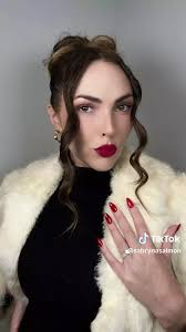 Victoria Raileanu Vera Klaus & Barroso