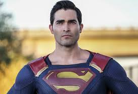 There are spoilers ahead for superman & lois. in a flashback, clark kent wears an early version of the superman suit in a nod to the comics. Superman Lois Tyler Hoechlin S New Superman Suit Lrm