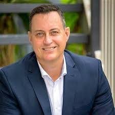 Paul Eldridge's Instagram, Twitter & Facebook