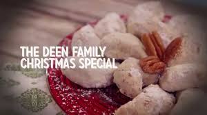 Meemaw's kitchen sink christmas cookies. The Deen Family Christmas Special Youtube