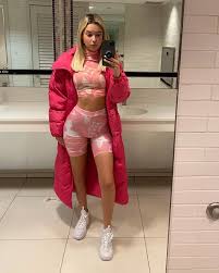 Reddit The Front Page Of The Internet Sarah Snyder Sarah Synder Fashion