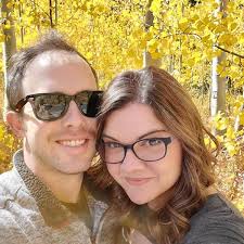 Amazon.com: Scarlet Princess (The Lochlann Feuds): 9788465246430: Mahle,  Robin D., Madison, Elle: Books