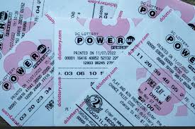 Connecticut Powerball player wins $100K prize as jackpot climbs to $416M