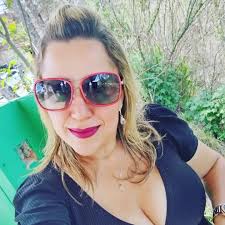 Faby Cardoso Curso de Unhas...