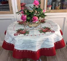 Maybe you would like to learn more about one of these? Nappe De Noel Bougies Et Pommes De Pin De Noel Centree Effet Lambris Ronde O 90 Cm Polycoton Jacquard Picaflor