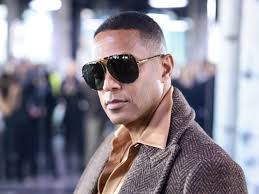 Manchester's Darnell signs to be a 'Running Bear'