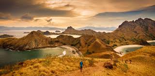 Download now kumpulan gambar pemandangan paling berkesan. 7 Surga Alam Indonesia Ini Lebih Indah Dari Maldives