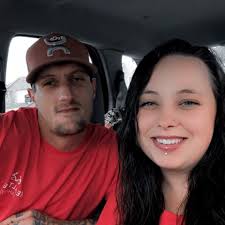 Did anyone happen to eat at Cicis