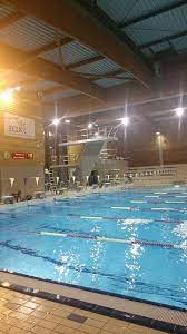 lons le saunier 39 jura france centre nautique aqua rel bassin principal et installations de plongeon photo communiquee le 1 plongeon france bassin