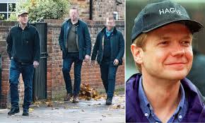 David Cameron appears to have taken some ill-advised style tips from  William Hague