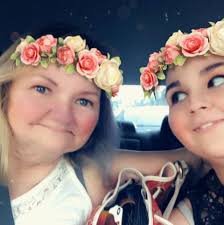 Michele Walker (@micheletipsandtoes) • Instagram photos and videos