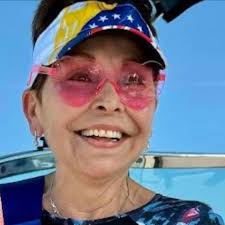 Me and my girls. ❤️‍🔥 (and doodles)