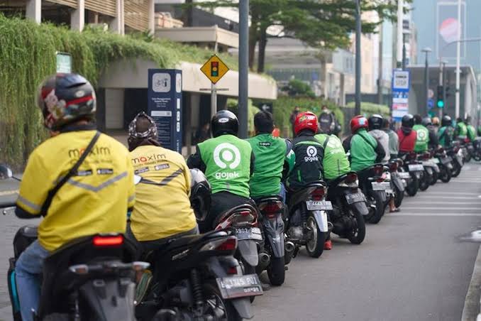 Legislator Minta Revisi Permenaker untuk Berikan THR kepada Pekerja Mitra seperti Ojol