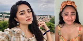 Menurut marshanda, cara mengasihi dan menyayangi diri sendiri itu beragam. Tangis Sedih Marshanda Curhat Soal Perceraian Hingga Lepas Hijab Kapanlagi Com