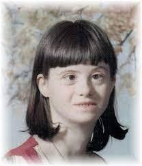 Edith Pryor's Instagram, Twitter & Facebook