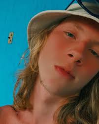 Renan Paes (@paesrenan) • Instagram photos and videos