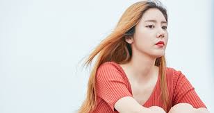 Her parents divorced in 1993. Sm Entertainment