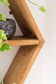 Regale im hornbach onlineshop & im markt: Sechseckiges Regal Selber Bauen Green Bird Diy Mode Deko Und Interieur