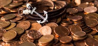 Rituel De L Eau D Argent La Recette Pour Ameliorer Votre Vie Financiere Wemystic France Besoin D Argent Argent Priere Pour L Argent