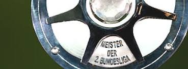 Jetzt soll auch die schale her. 2 Bundesliga 2bl Ubergabe Meisterschale Meldung