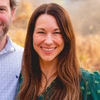 Taylor Hardy's Instagram, Twitter & Facebook