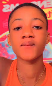 Mouvement kanpe yap pranl Yon lot jou Jeff kanaran pa kite anyn mibalè vin  gade avèm le pep polisye Samuel kanapeve paret vizaj li kounya