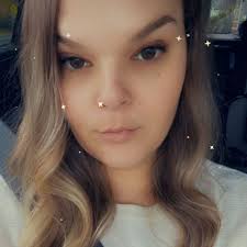 Hillary Holcomb (@holcombhillary) • Instagram photos and videos