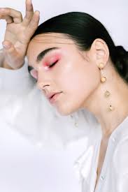 Editorial — COESSENTIAL