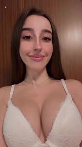 Nayimtnez 6 - hot scenes from EroMe