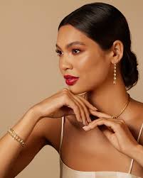 Lips of luxury ✨ New Precious Lipstick combines 24-karat gold, diamonds,  and advanced skincare for lips that outshine the ordinary.