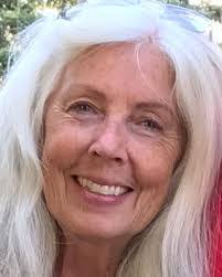 Jerilyn Davis's Instagram, Twitter & Facebook