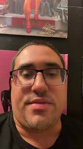 My DC Comics Encyclopedia signed by George Newbern!!, I went to meet George  Newbern again and I couldn’t decided if I should get one of my comic books  signed. , I decided to get my DC Comic ...