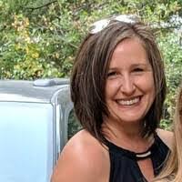 Bonnie Pettit's Instagram, Twitter & Facebook