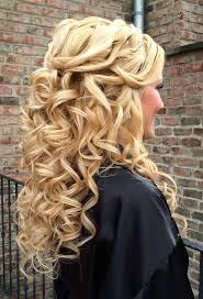 Frisuren mit locken und geflochten erfreulich zu helfen mein persönliches blog website in diesem moment ich werde zeige dir in… Brautfrisur Halboffen Locken 30 Halboffene Frisuren Mit Locken