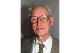 Wallace McCurdy Obituary (1926