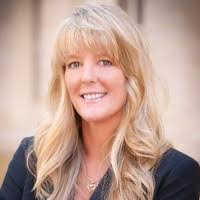 Donna Ripley's Instagram, Twitter & Facebook