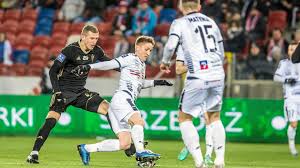 Zespół ze szczecina rozpoczął prawdziwą pogoń za legią. Pogon Juz Sie Cieszyla Z Punktu Mimo Gry W 10 Wtem Var Gornik Zabrze O Krok Od Legii Warszawa Pilka Nozna Sport Pl