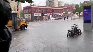 New york city ist durch eine erfolgreiche. New York Starkregen Sorgt Fur Uberschwemmungen In U Bahn Stationen