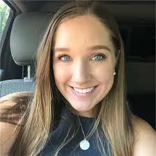 Amanda Emigh's Instagram, Twitter & Facebook