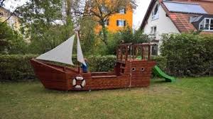 Piratenschiff Aus Holz Fur Den Garten In Munchen Piratenschiff Piraten Schiff Schiff