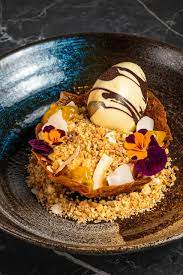 The dragon egg is a block from vanilla minecraft, created atop the portal which forms when an ender dragon dies. White Chocolate Dragon Egg Aufnahme Von Tattu Birmingham Tripadvisor