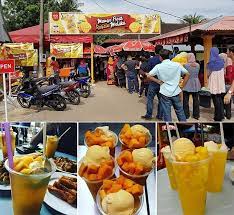 Selain harga yang bersahabat, pelayanan baik, cita rasanya pun masih bisa di terima oleh. 51 Tempat Makan Menarik Di Melaka 2021 Restoran Sedap Best