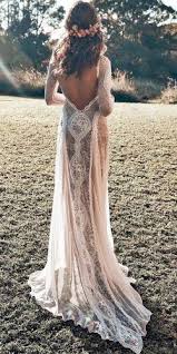 51 Beach Wedding Dresses Perfect For Destination Weddings Beach Destination Strandhochzeitskleider Kleid Hochzeit