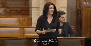 Demeter márta egyenesen a baloldal legharcosabb politikusának nevezte. Meg A Kormanypartiak Is Megtapsoltak Demeter Marta Visszatereset Alfahir